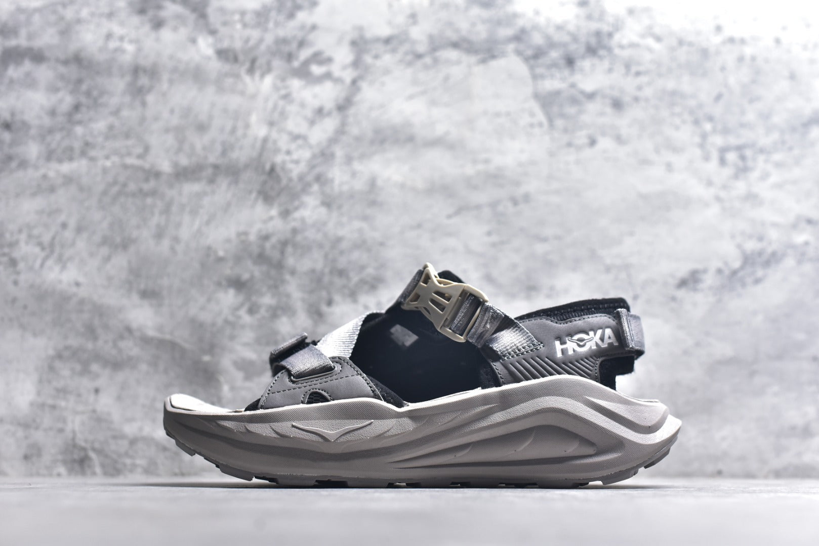 HOKA Recovery Sandals | Cushioned & Comfortable | EU 36-45