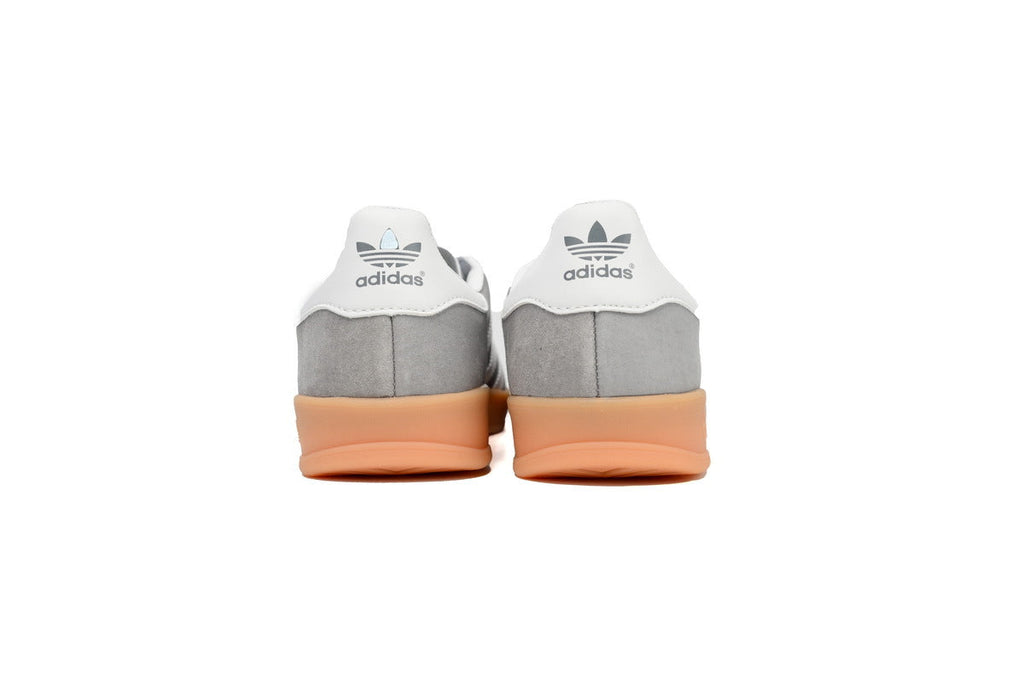 Adidas Samba OG – Retro German-Inspired Sneakers
