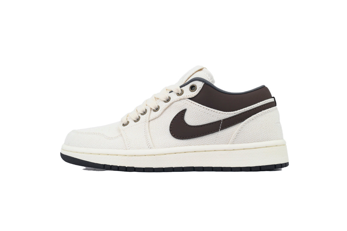 Nike Air Jordan 1 Retro Low Low-Top Sneakers