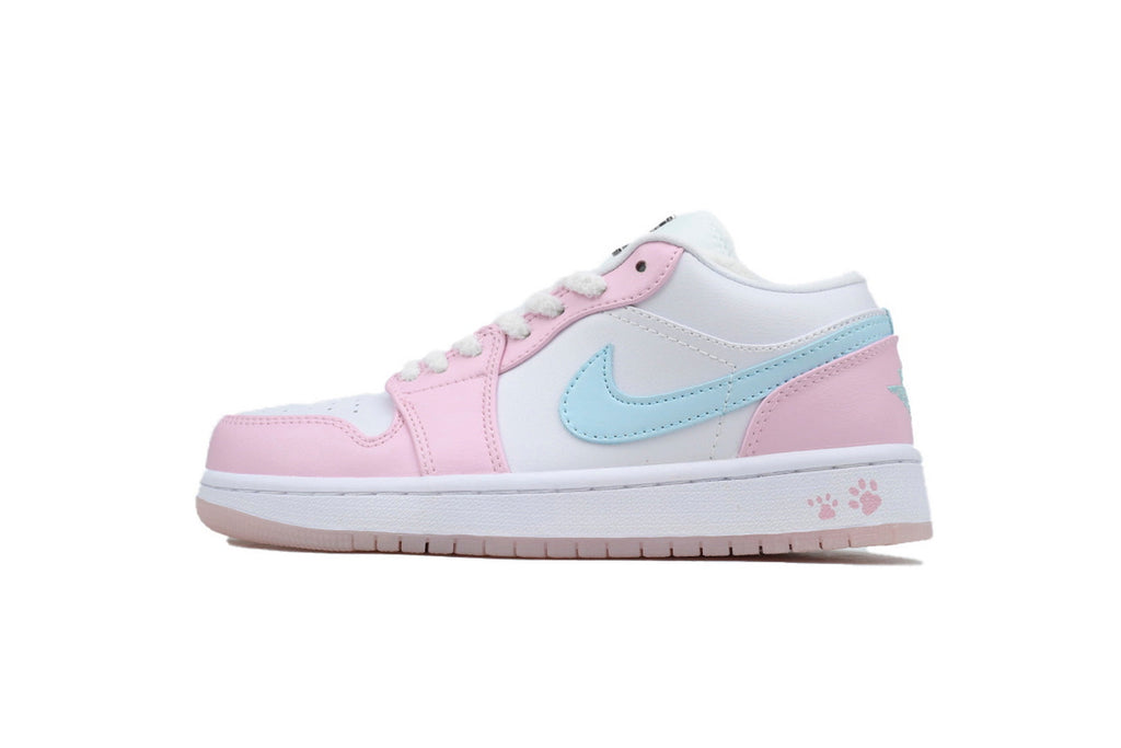 Nike Air Jordan 1 Retro Low Low-Top Sneakers