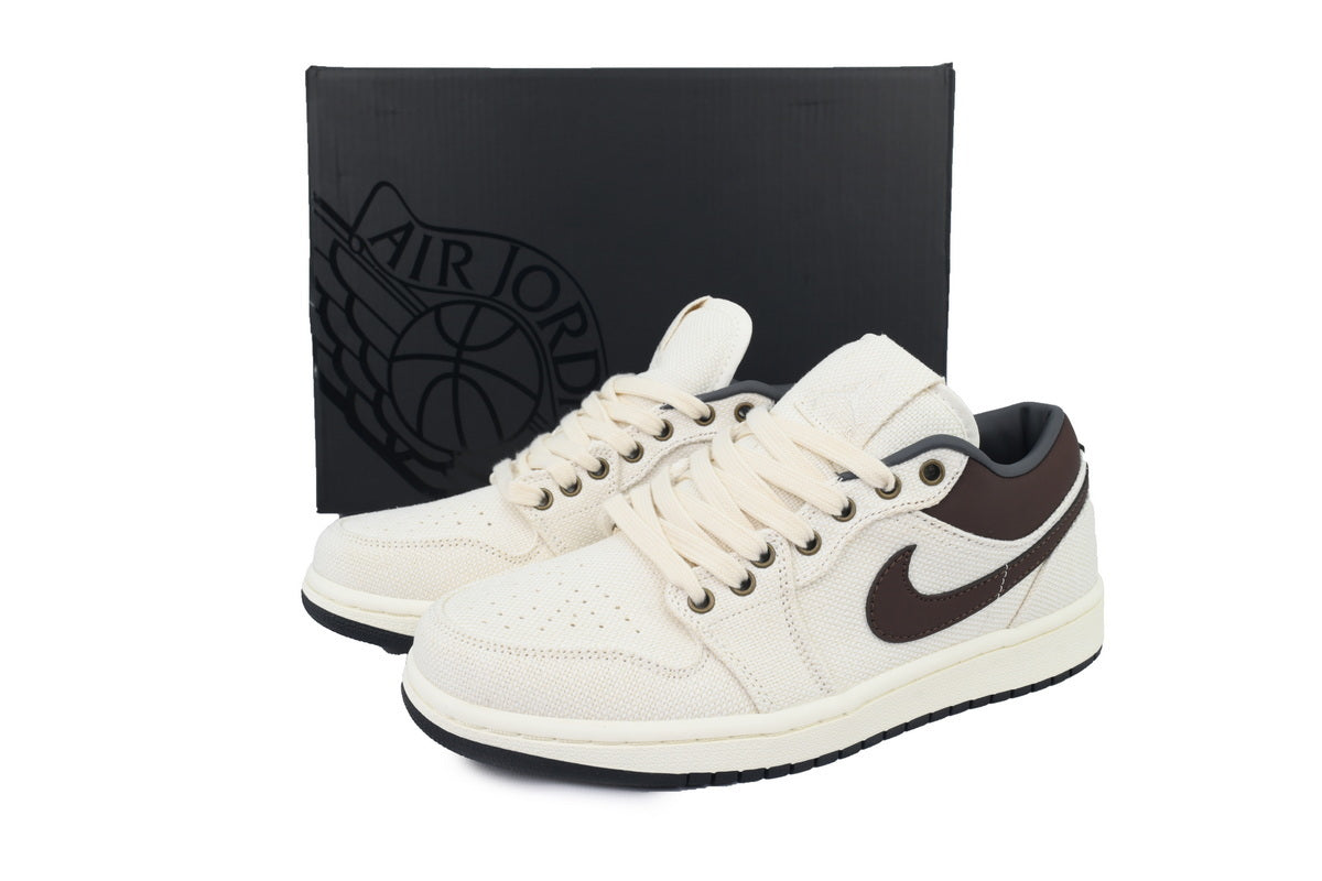 Nike Air Jordan 1 Retro Low Low-Top Sneakers