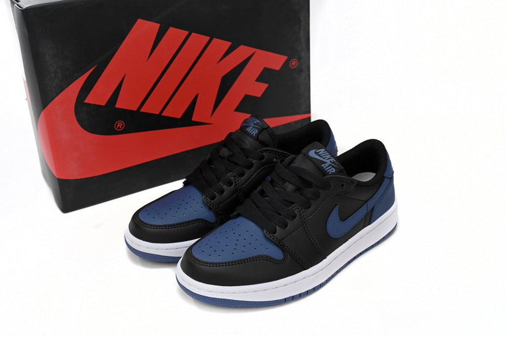 Nike Air Jordan 1 Retro Low Low-Top Sneakers