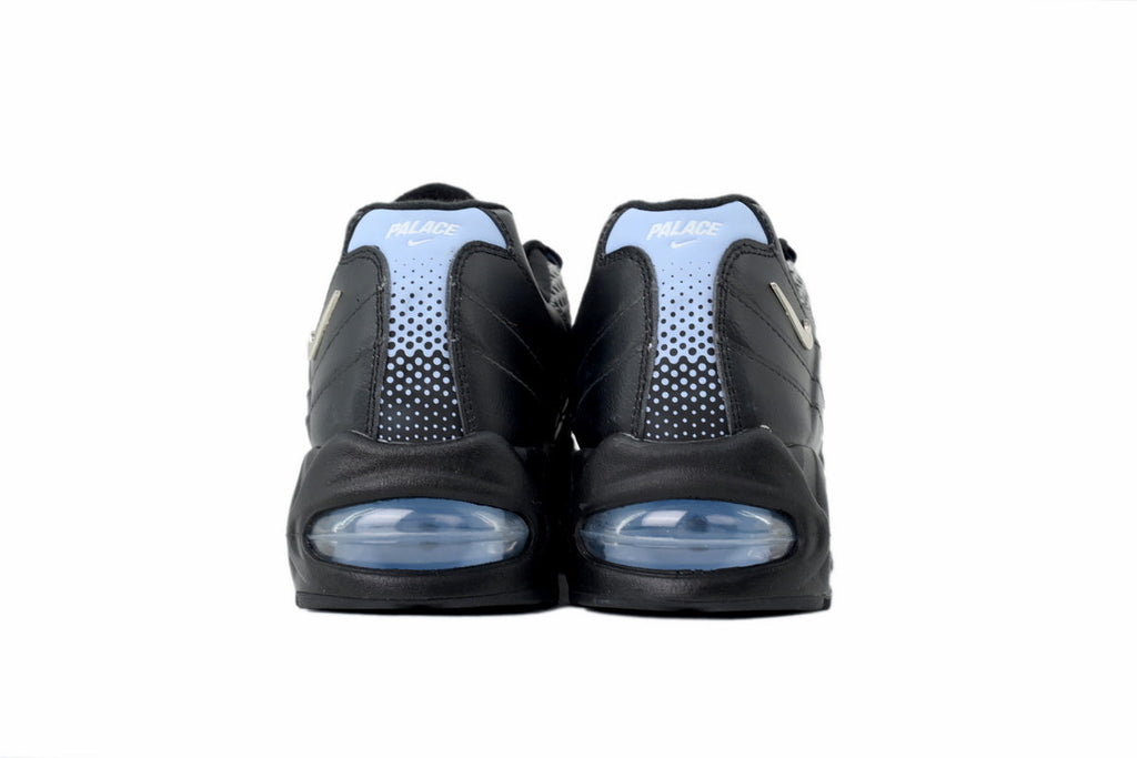 Nike Air Max 95 – Classic Sneakers