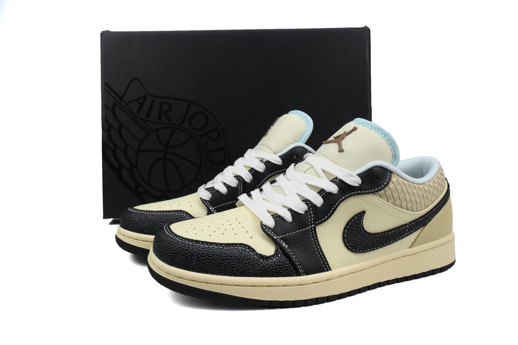 Nike Air Jordan 1 Retro Low Low-Top Sneakers