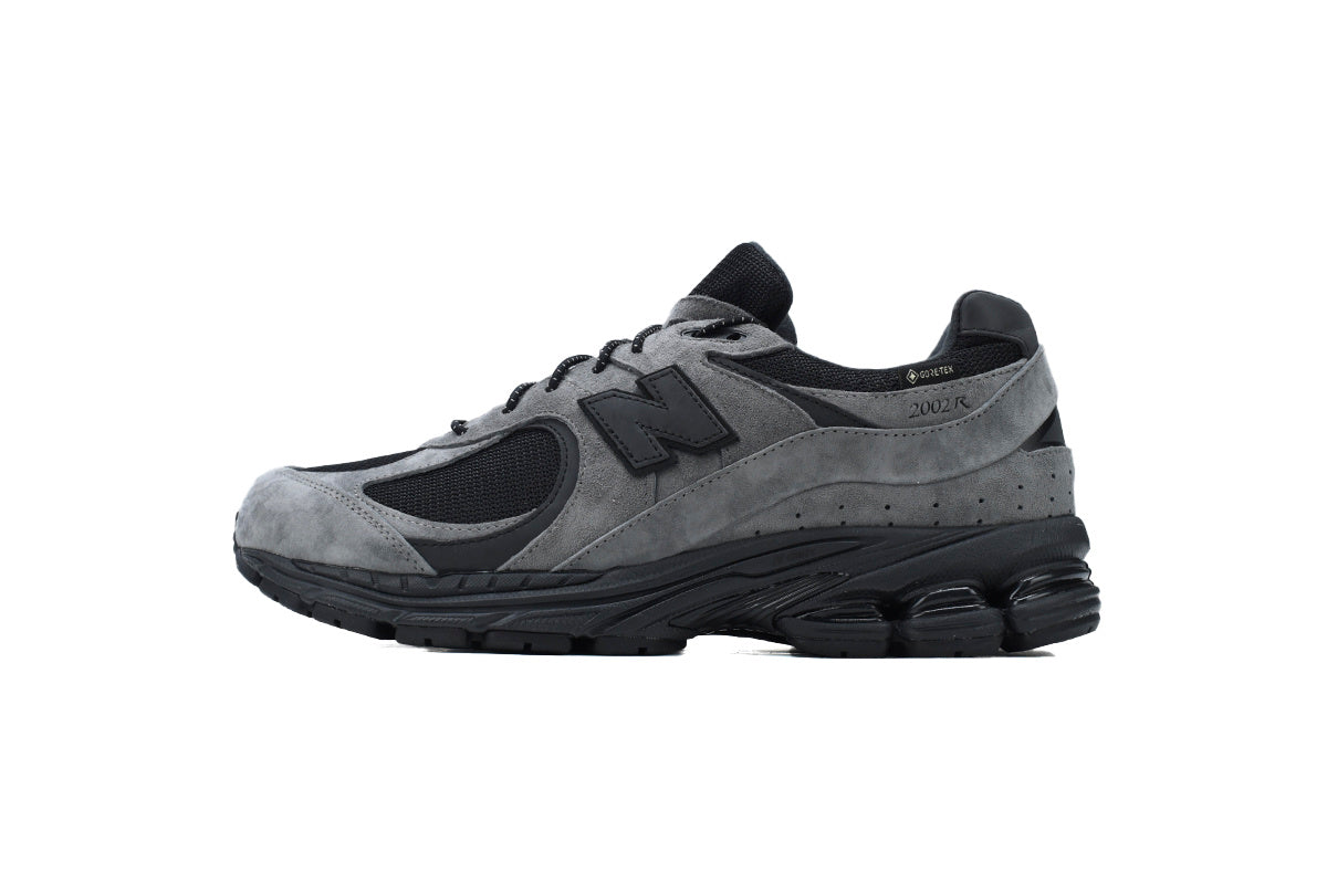 New Balance 2002R Sneakers
