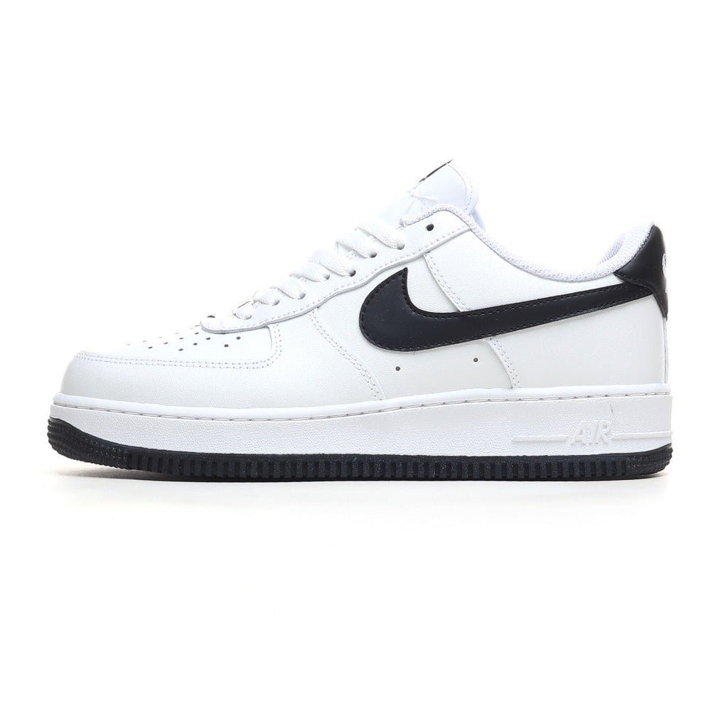 Nike Air Force 1 '07 Low – White/Black Leather Sneakers