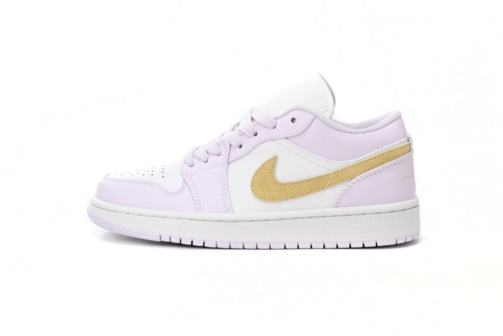 Nike Air Jordan 1 Retro Low Low-Top Sneakers