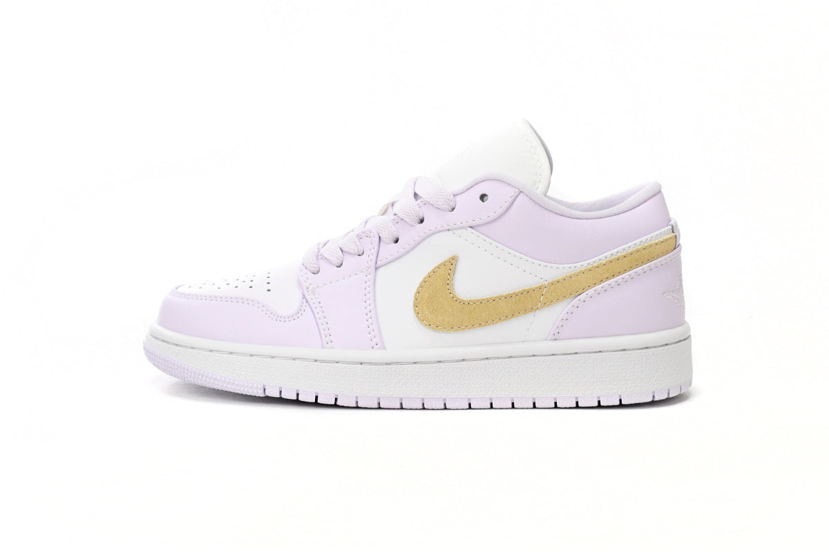 Nike Air Jordan 1 Retro Low Low-Top Sneakers