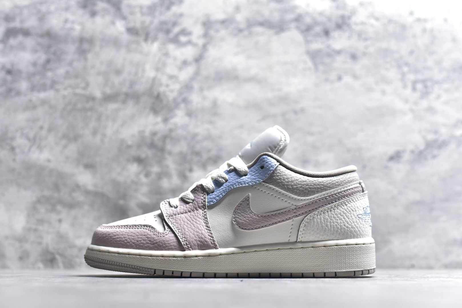 Air Jordan 1 Low AJ1 Sneakers | Men's & Women's