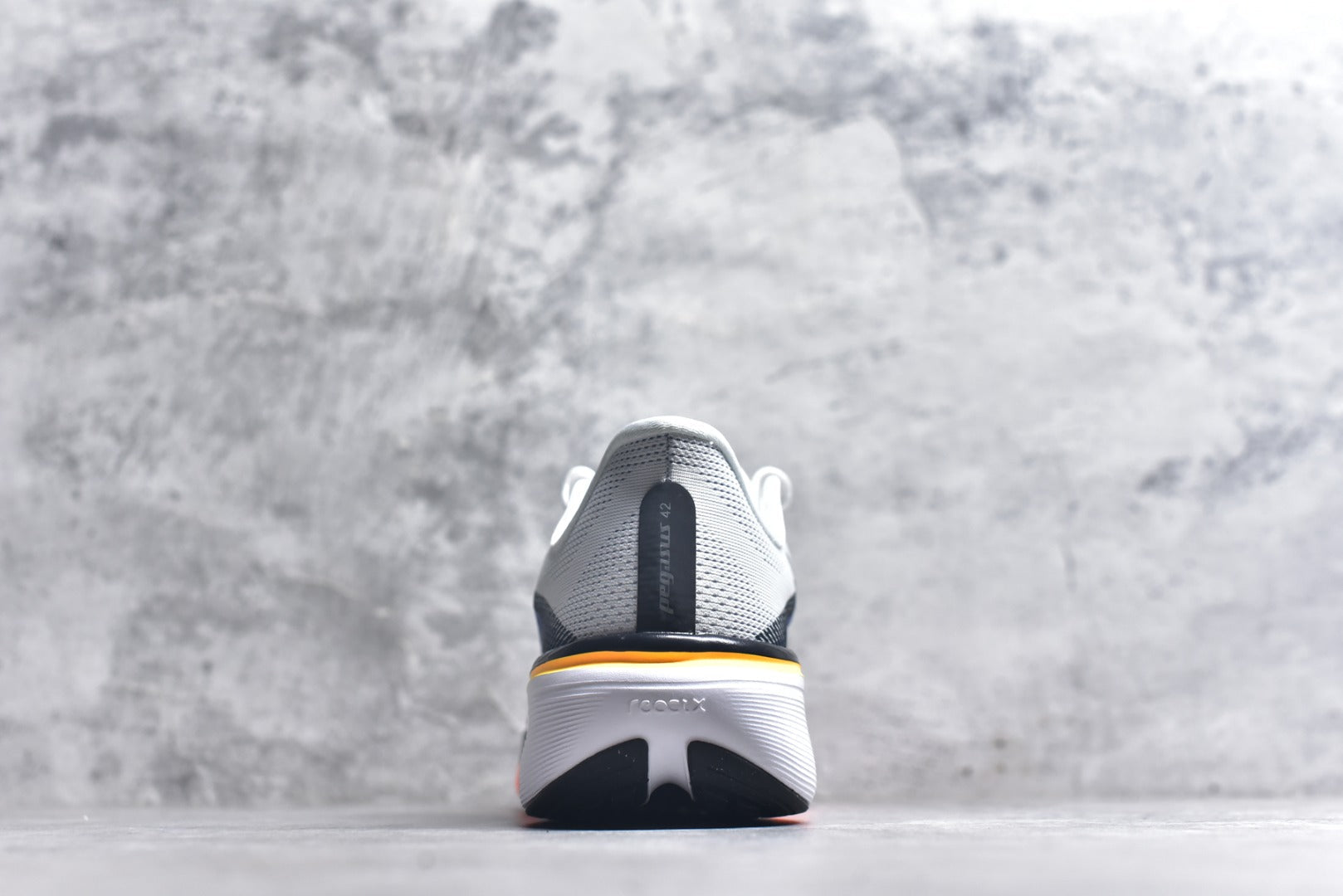 Nike Pegasus 42 Low-Top Running & Training Shoes | EU 36-45