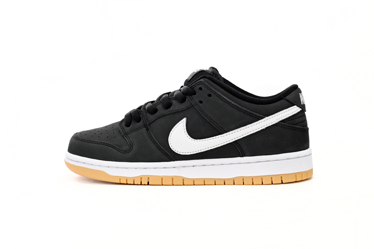 Nike SB Dunk Low – Classic Streetwear Sneakers (EU 36–45)