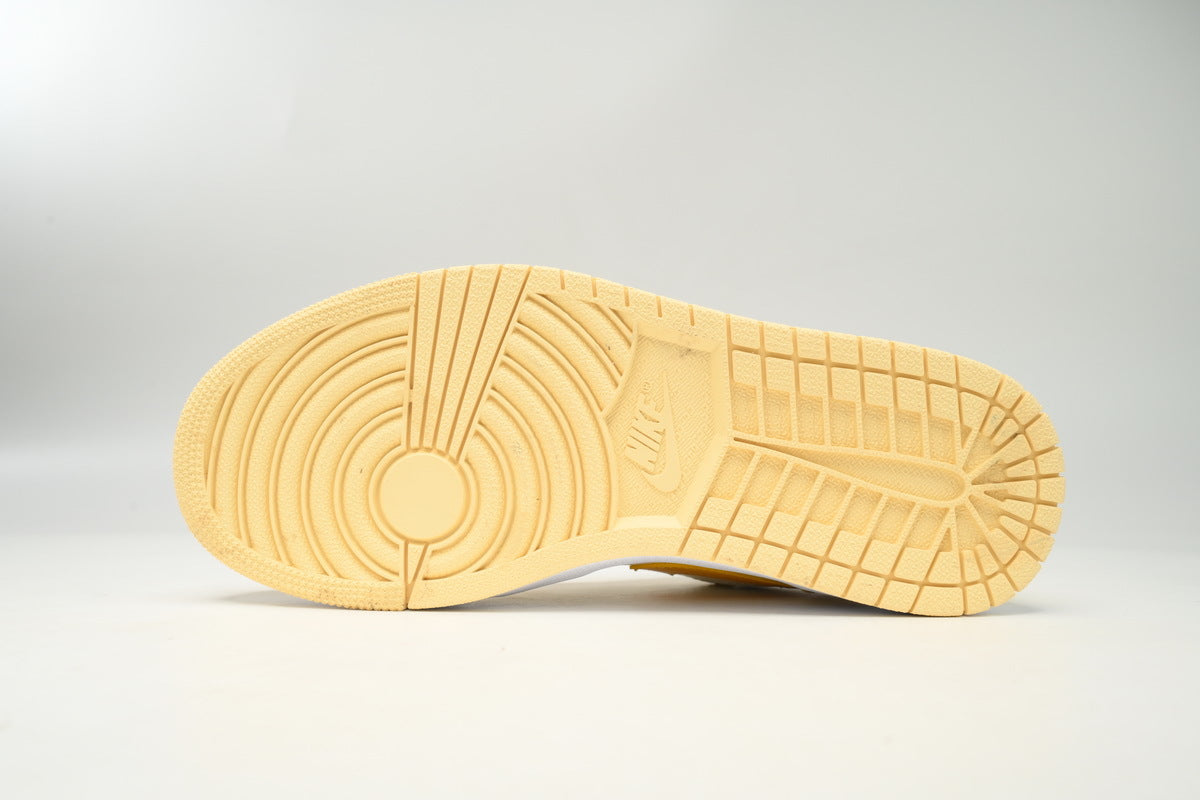Nike Air Jordan 1 Retro Low Low-Top Sneakers