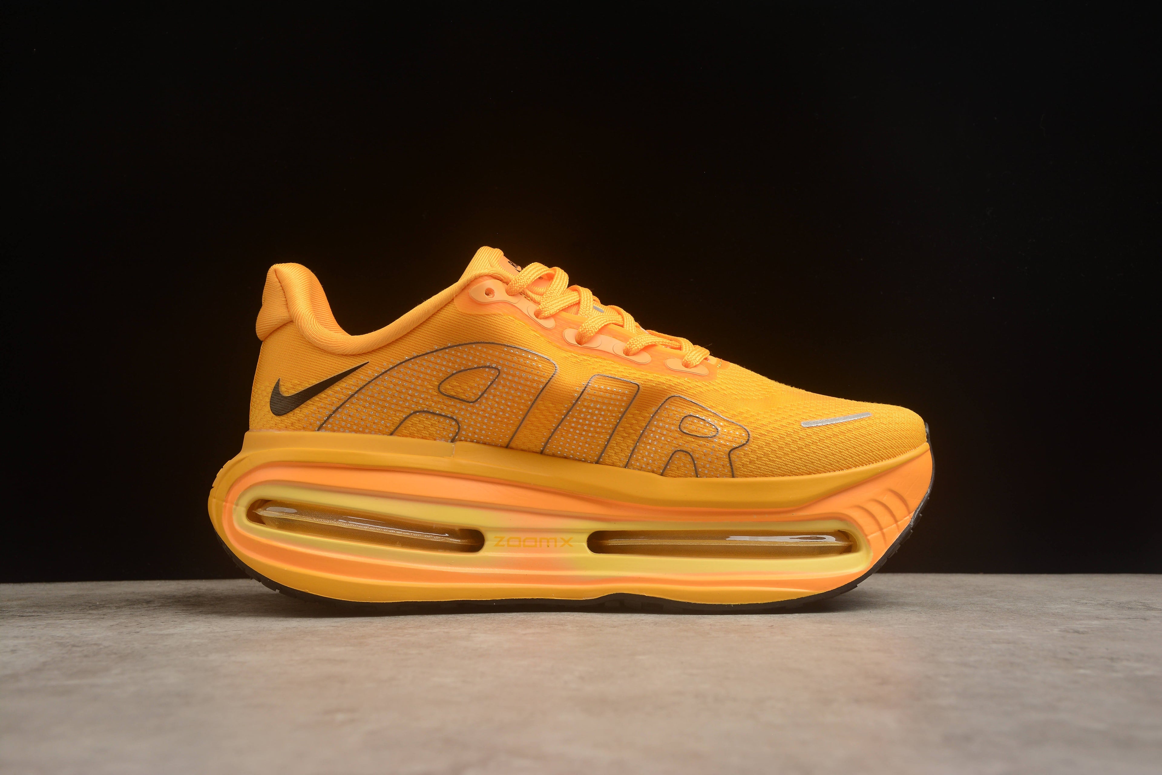 Nike Vomero 18 Running Shoes | Premium Cushioning | EU 36-45