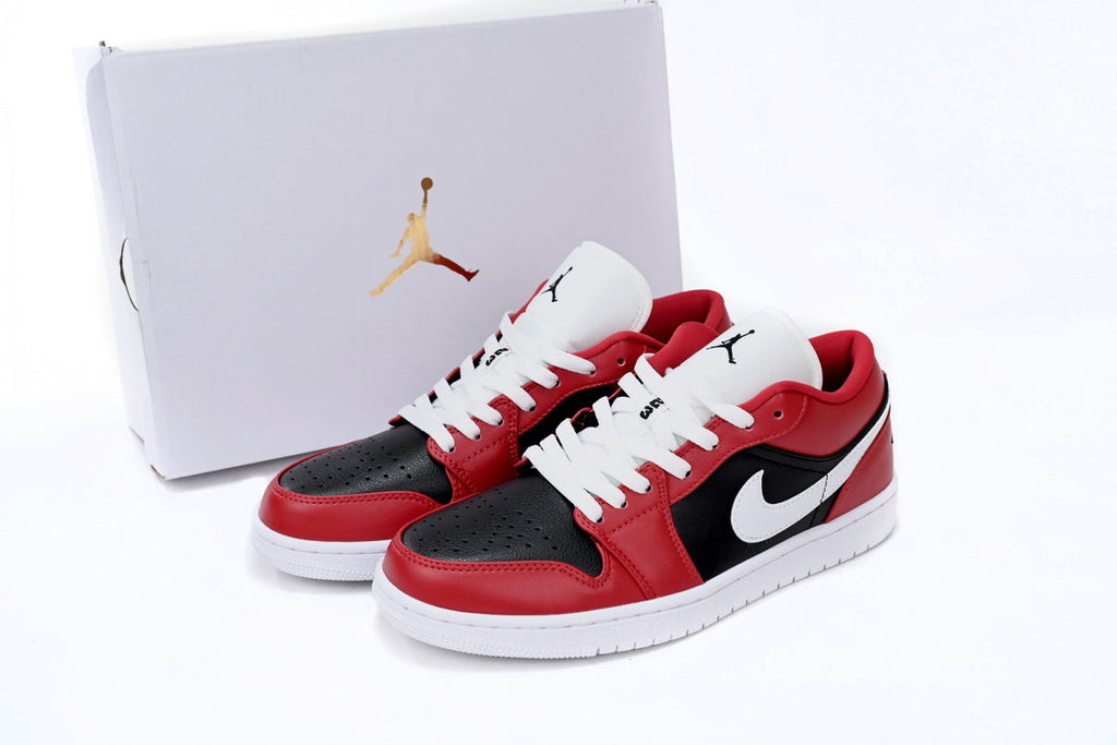 Nike Air Jordan 1 Retro Low Low-Top Sneakers