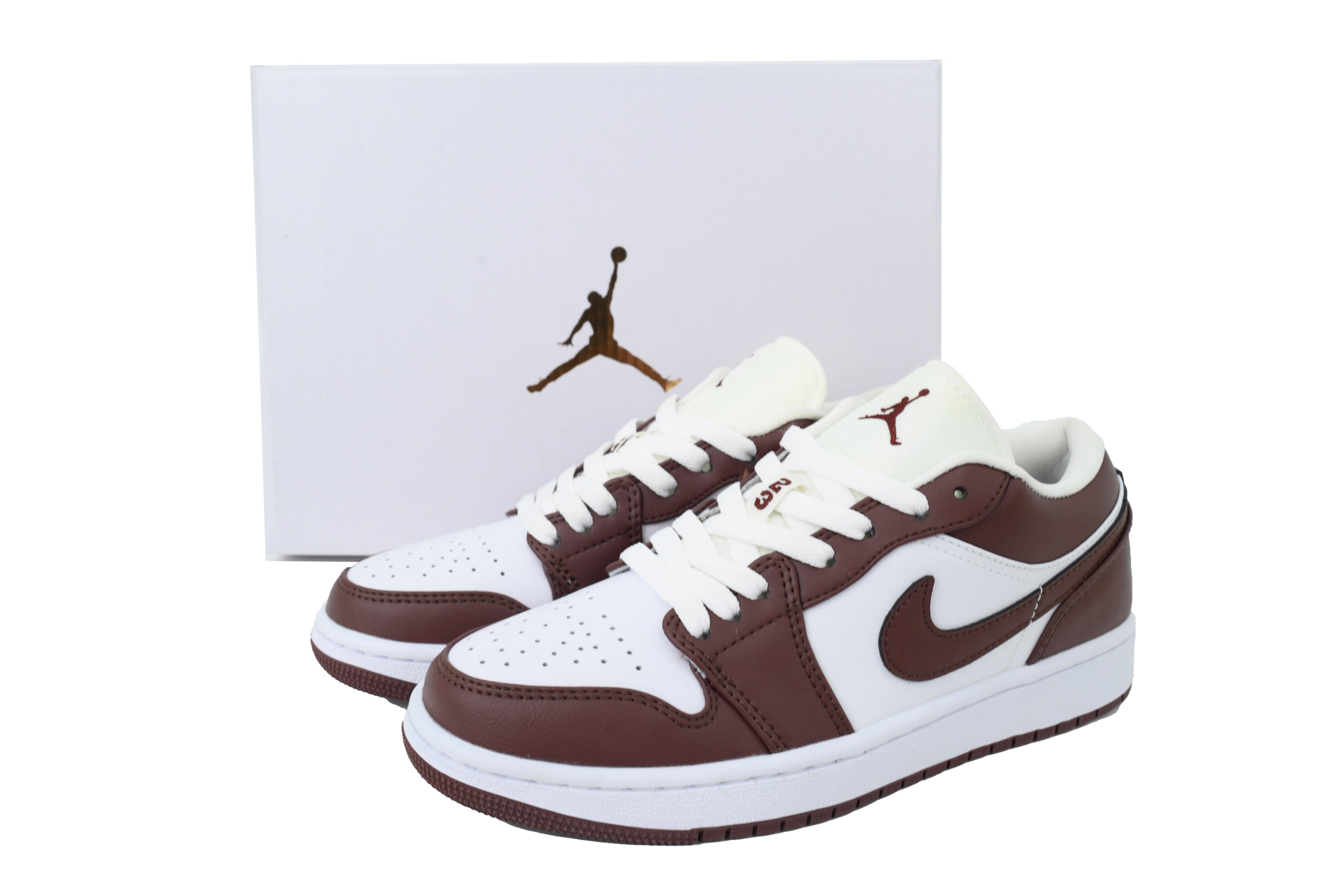 Nike Air Jordan 1 Retro Low Low-Top Sneakers