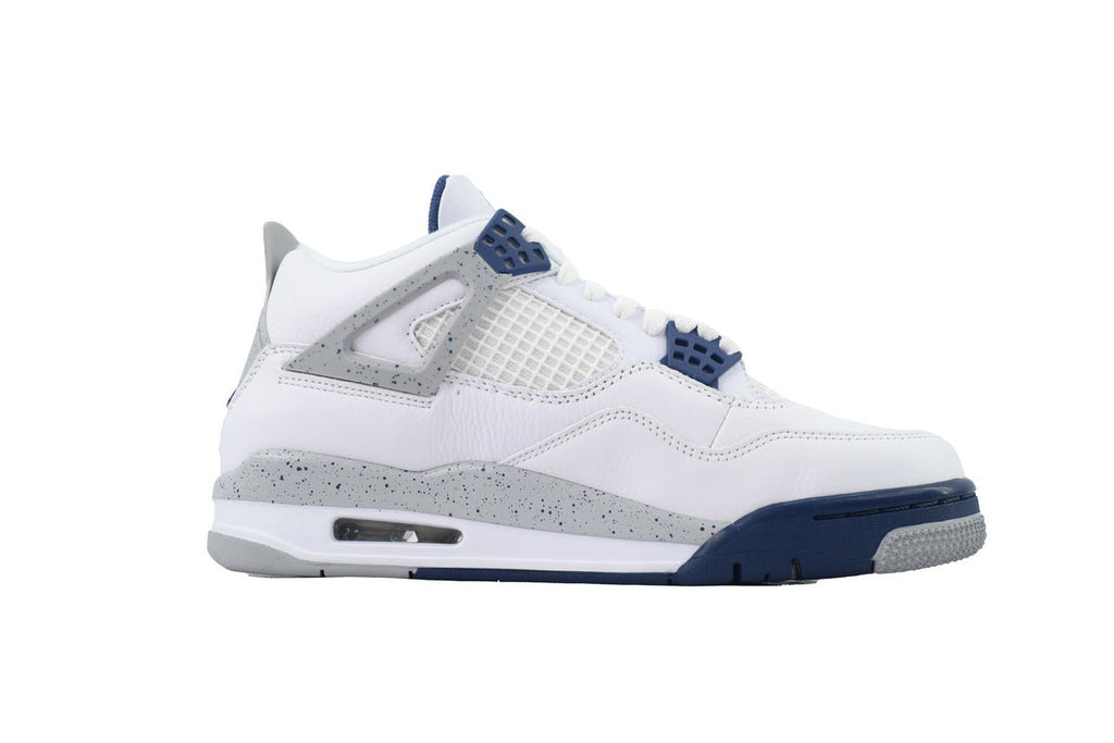 Nike Air Jordan 4 – Retro Basketball Sneakers