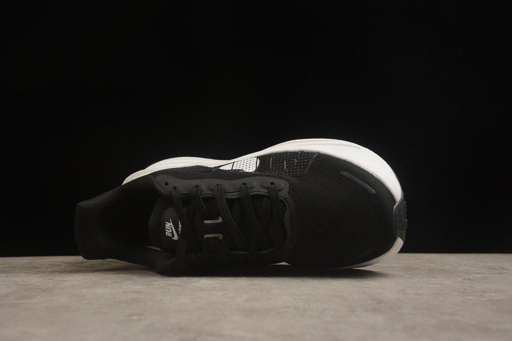 Nike Vomero 18 Running Shoes | Premium Cushioning | EU 36-45