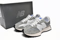 New Balance 327 Sneakers