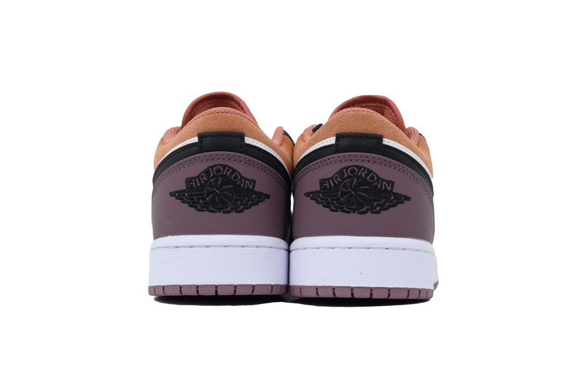 Nike Air Jordan 1 Retro Low Low-Top Sneakers