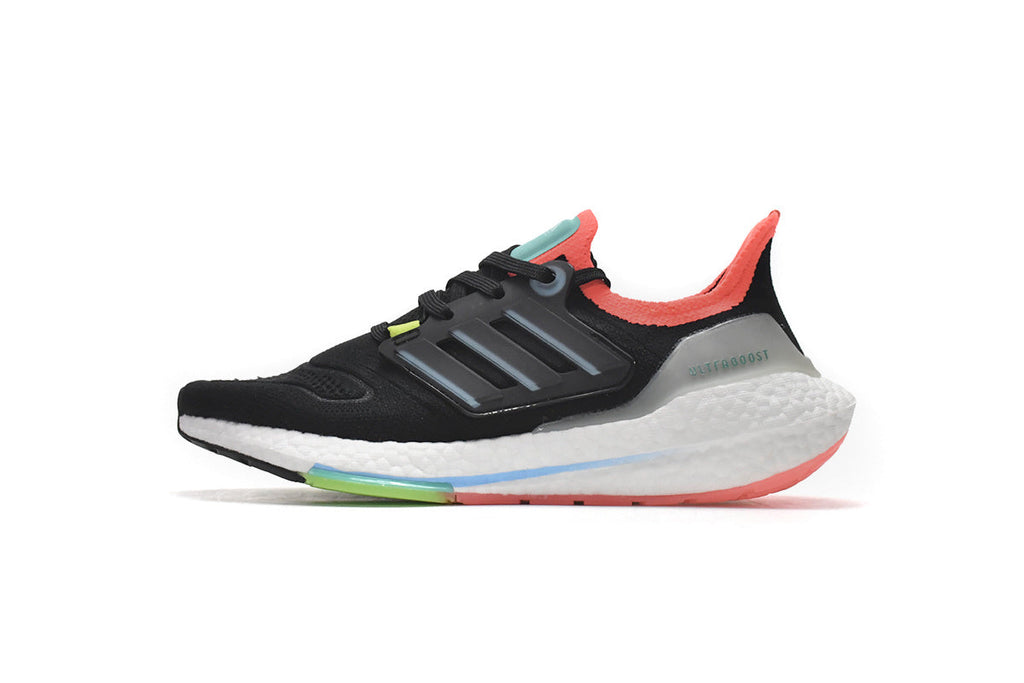 Adidas Ultraboost 22 Running Shoes