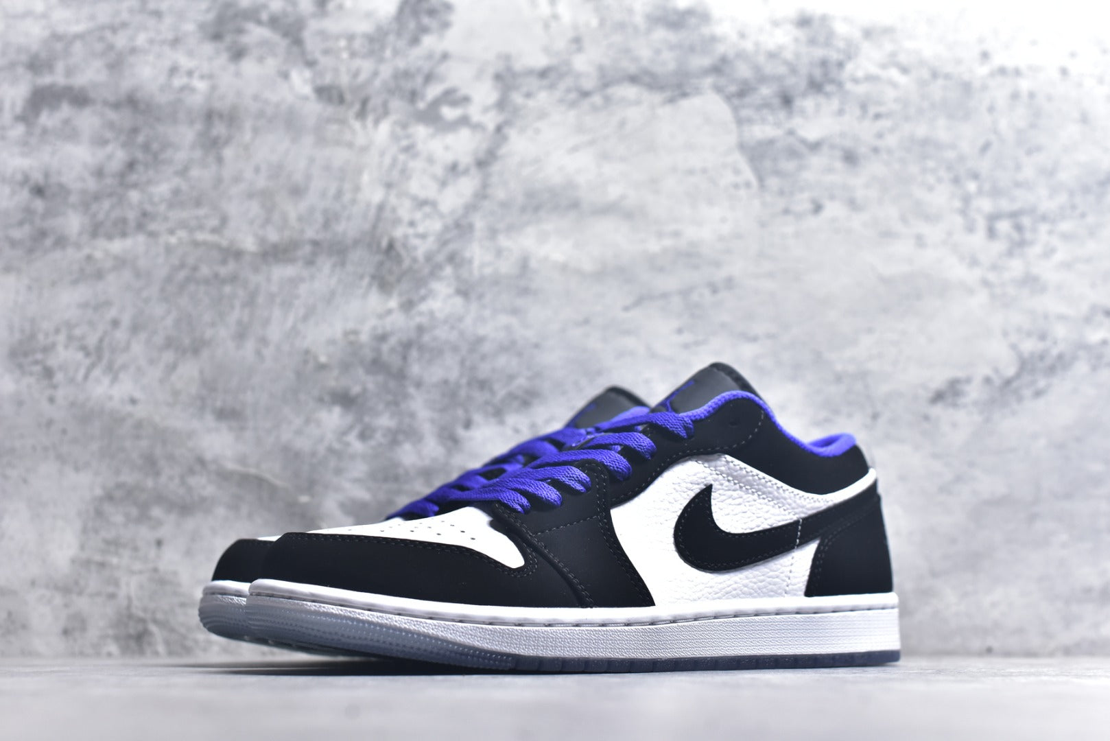 Air Jordan 1 Low AJ1 Sneakers | Men's & Women's