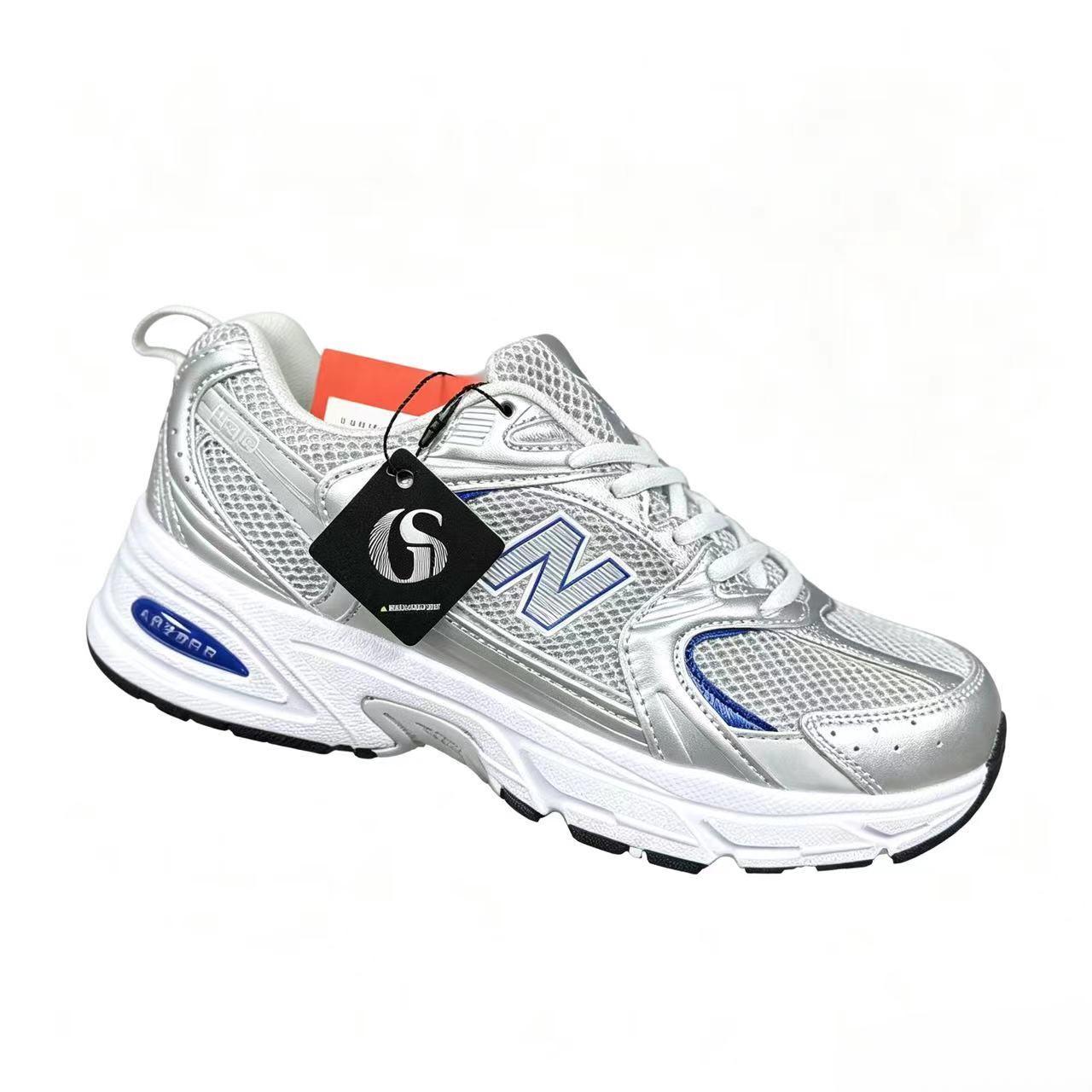 New Balance 530