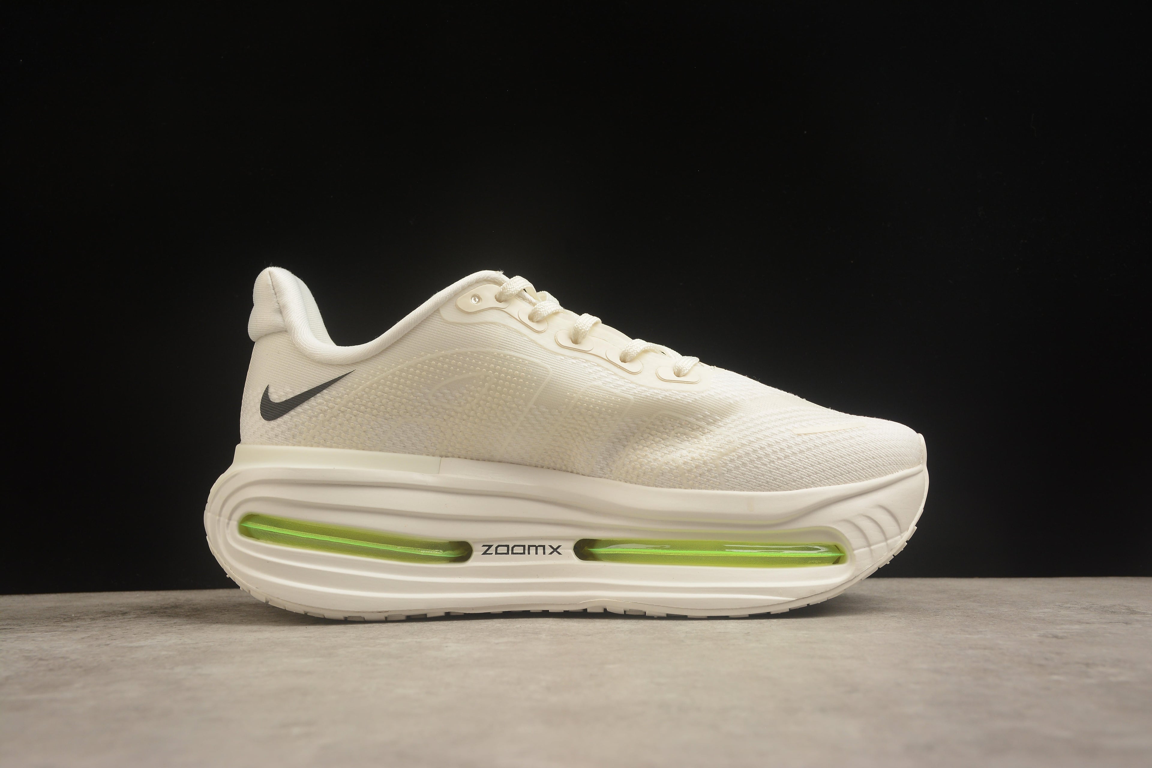 Nike Vomero 18 Running Shoes | Premium Cushioning | EU 36-45