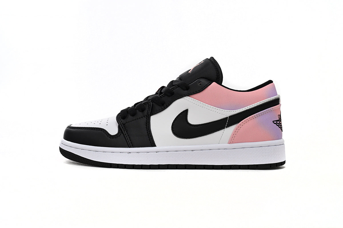 Nike Air Jordan 1 Retro Low Low-Top Sneakers
