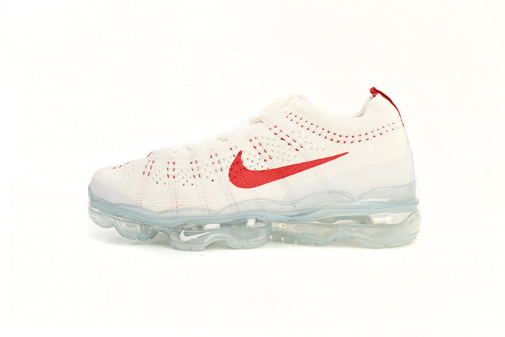 Nike Air VaporMax – Lightweight Running Sneakers