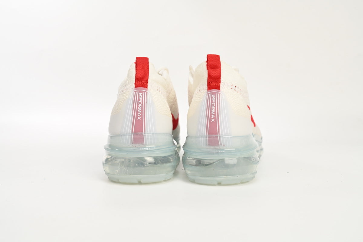 Nike Air VaporMax – Lightweight Running Sneakers