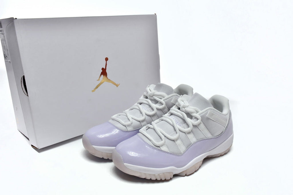 Nike Air Jordan 11 Retro Sneakers | Classic Colorway