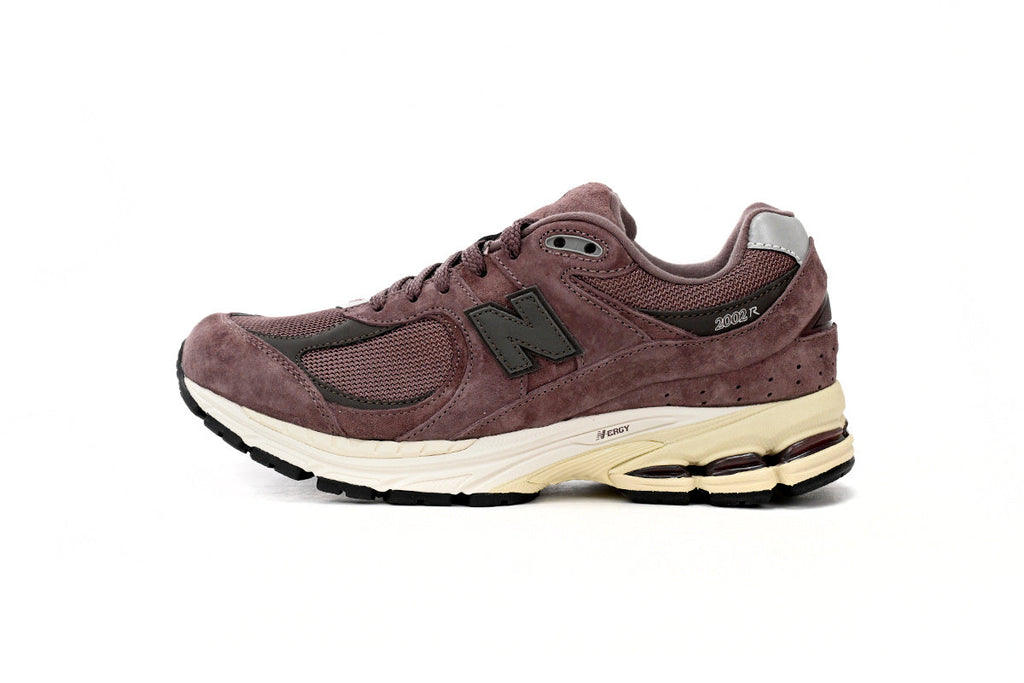 New Balance 2002R Sneakers