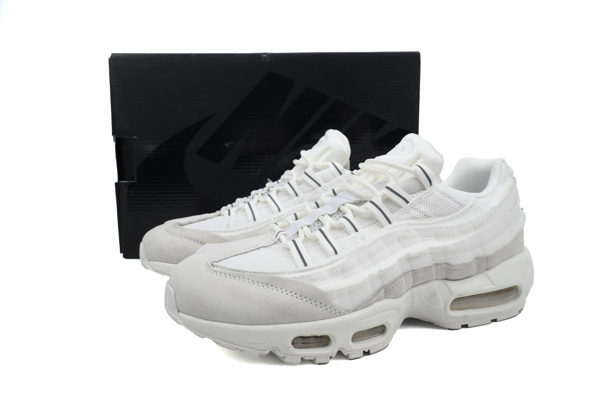 Nike Air Max 95 – Classic Sneakers