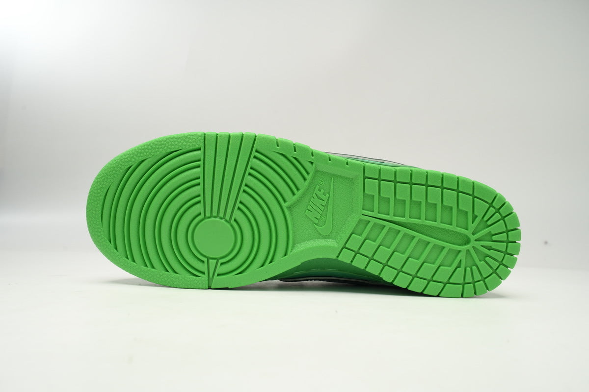 Nike SB Dunk Low – Classic Streetwear Sneakers (EU 36–45)