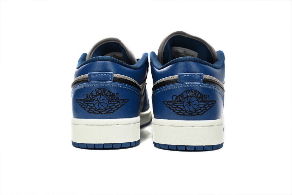 Nike Air Jordan 1 Retro Low Low-Top Sneakers