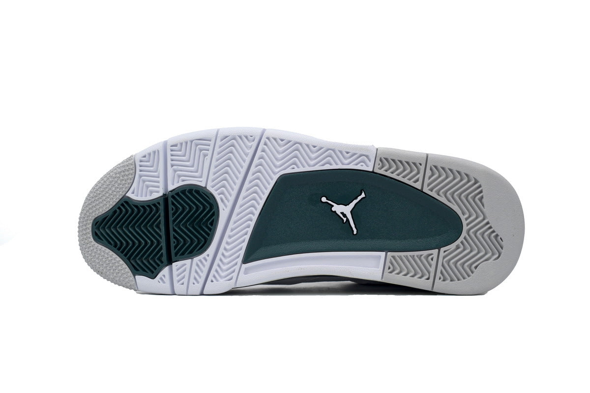 Nike Air Jordan 4 – Retro Basketball Sneakers