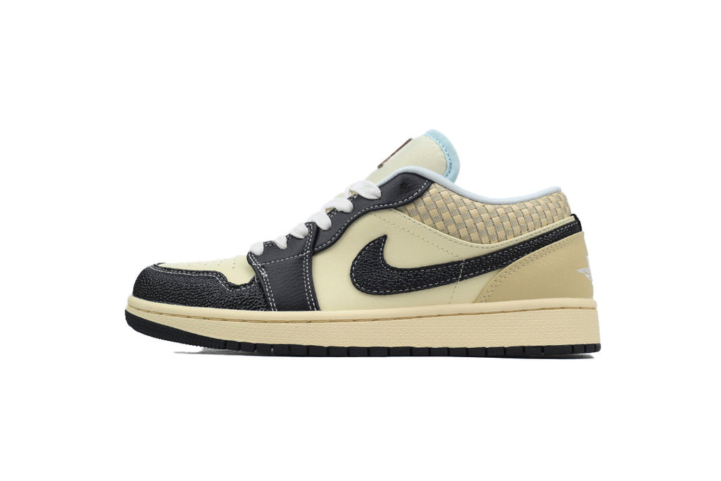 Nike Air Jordan 1 Retro Low Low-Top Sneakers