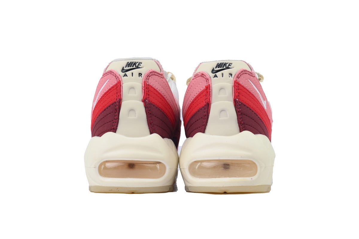 Nike Air Max 95 – Classic Sneakers