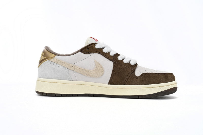 Nike Air Jordan 1 Retro Low Low-Top Sneakers