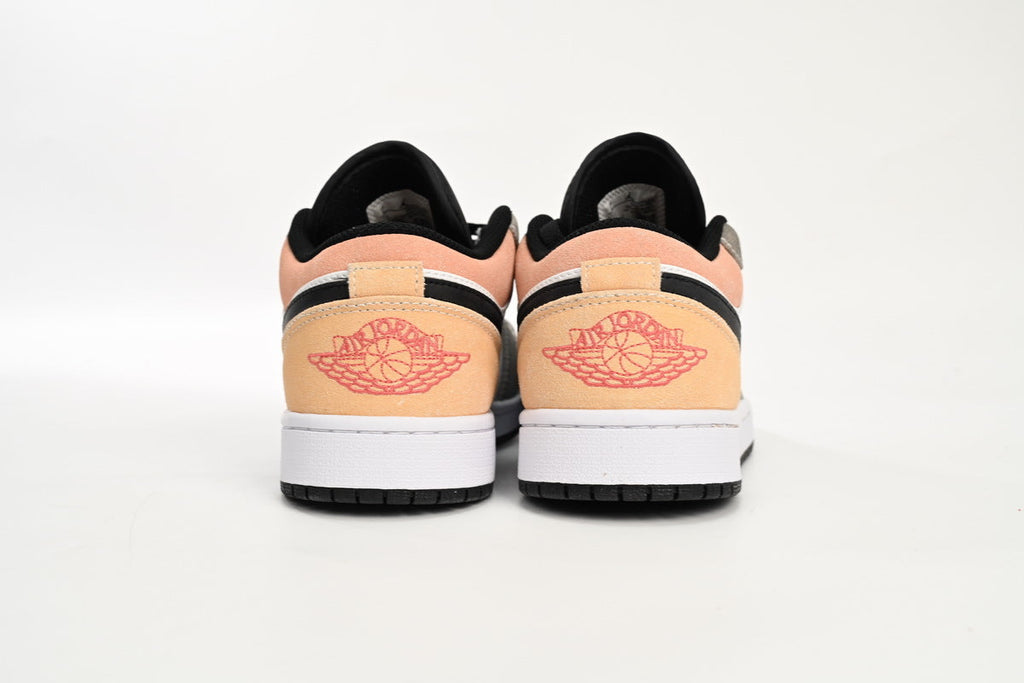Nike Air Jordan 1 Retro Low Low-Top Sneakers