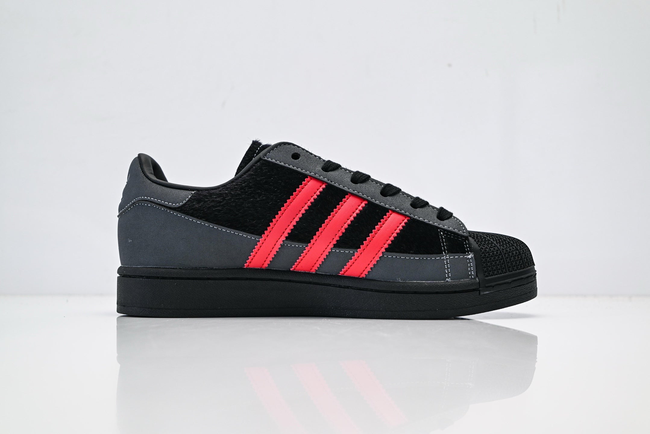 adidas Originals Superstar – Dark Gray & Black Faux Fur with Bright Red 3-Stripes Shell Toe