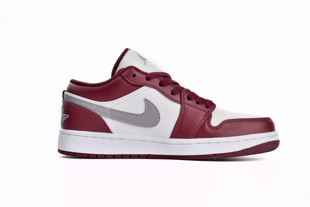 Nike Air Jordan 1 Retro Low Low-Top Sneakers