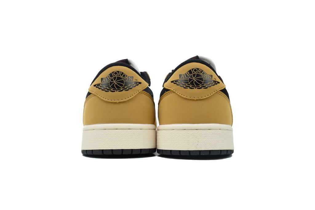 Nike Air Jordan 1 Retro Low Low-Top Sneakers