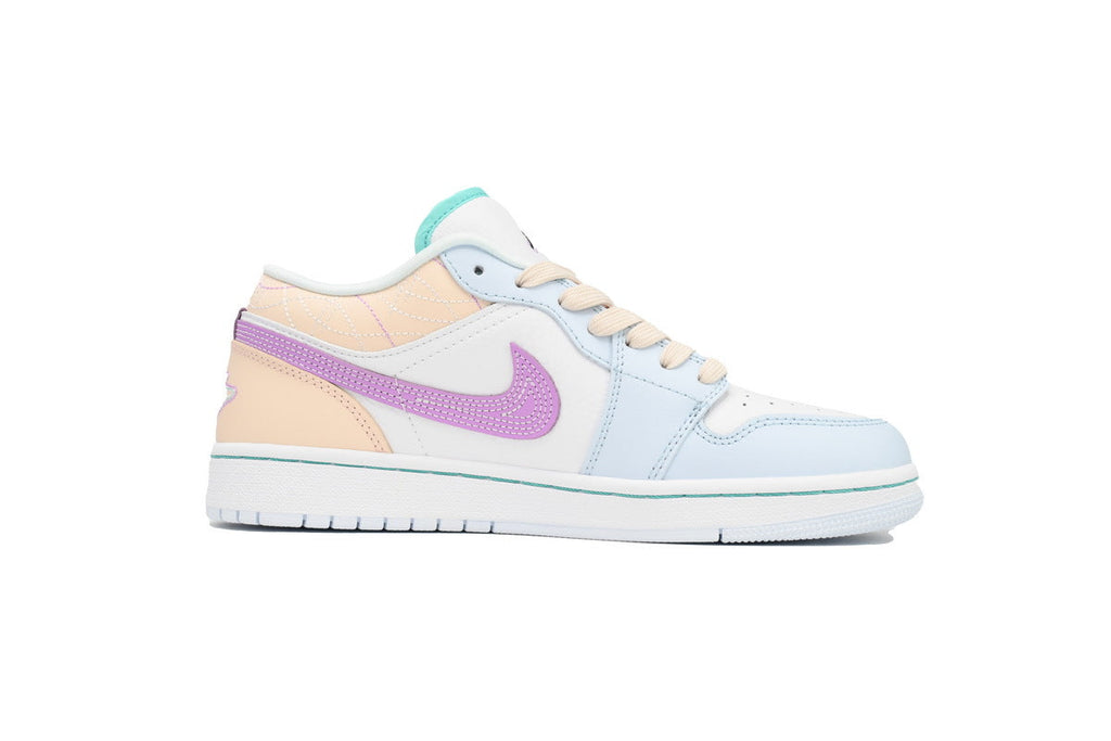 Nike Air Jordan 1 Retro Low Low-Top Sneakers