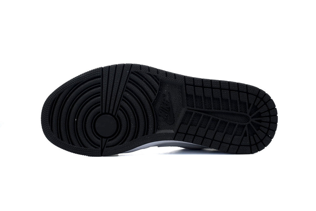Nike Air Jordan 1 Retro Low Low-Top Sneakers