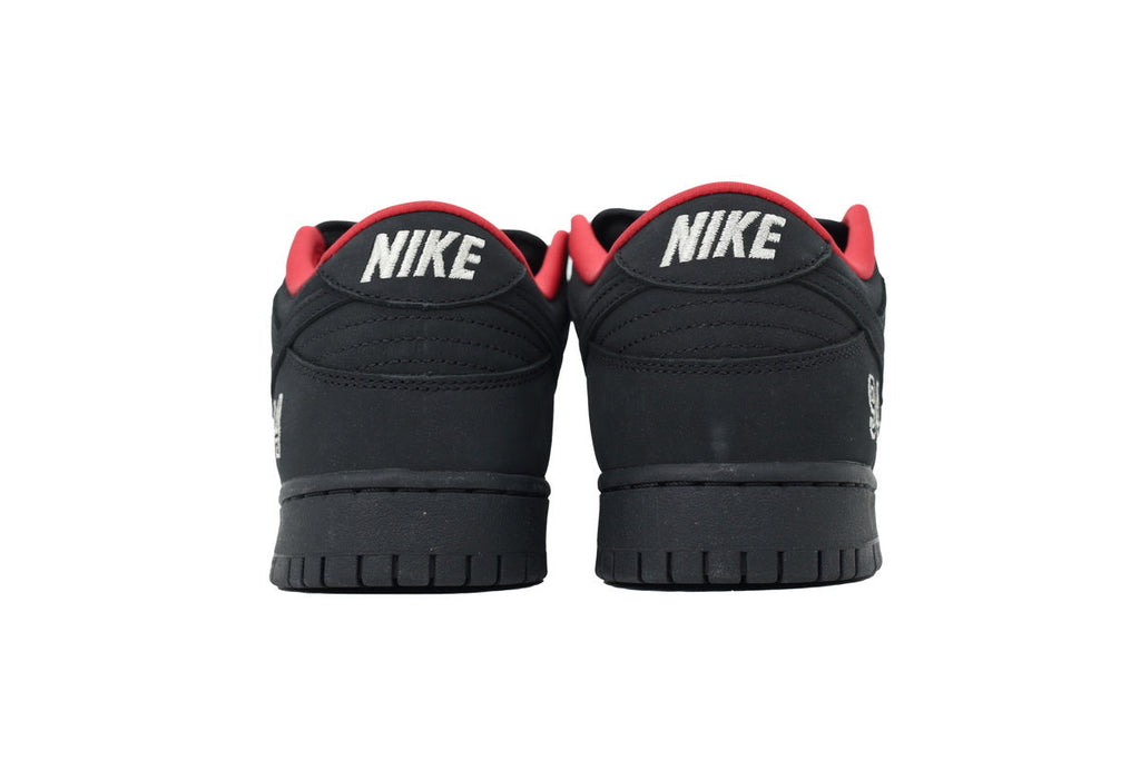 Nike SB Dunk Low – Classic Streetwear Sneakers (EU 36–45)