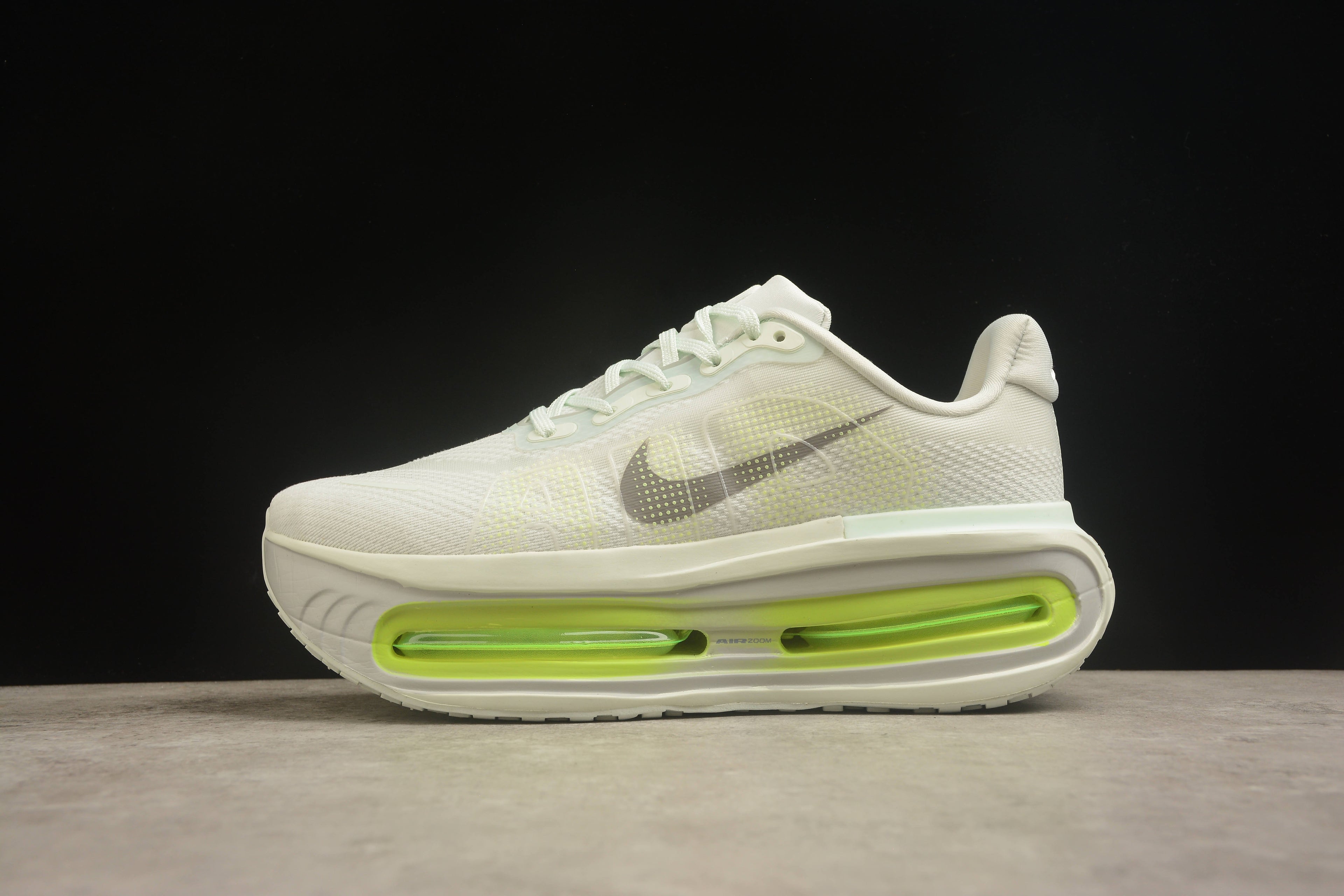 Nike Vomero 18 Running Shoes | Premium Cushioning | EU 36-45