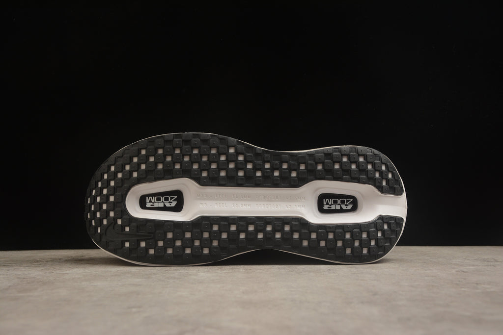 Nike Vomero 18 Running Shoes | Premium Cushioning | EU 36-45