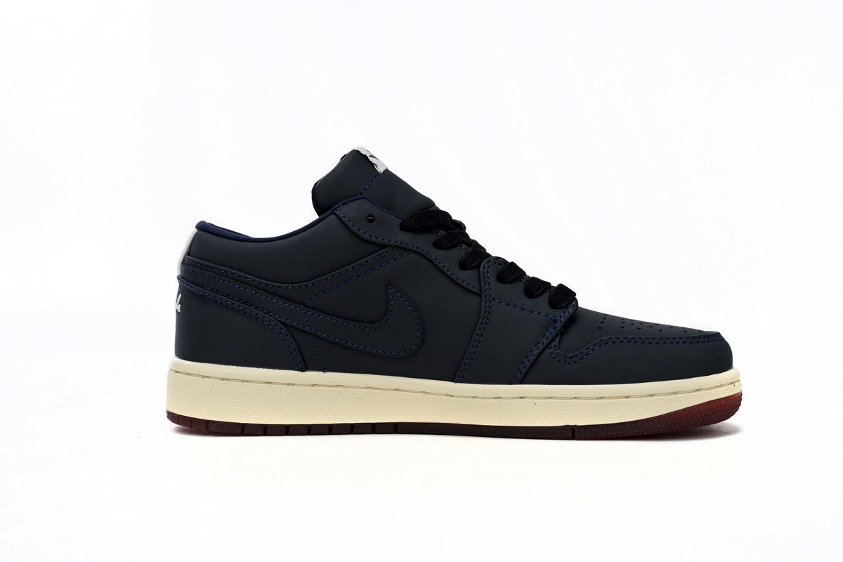 Nike Air Jordan 1 Retro Low Low-Top Sneakers