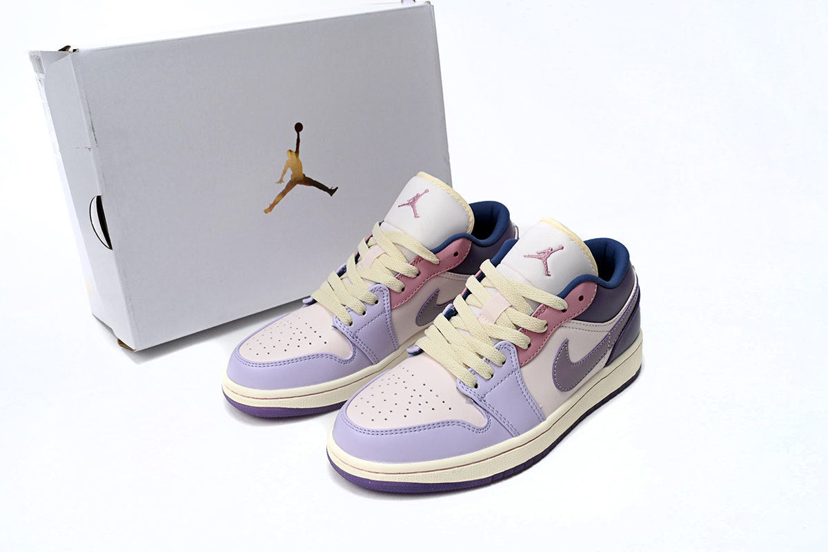 Nike Air Jordan 1 Retro Low Low-Top Sneakers